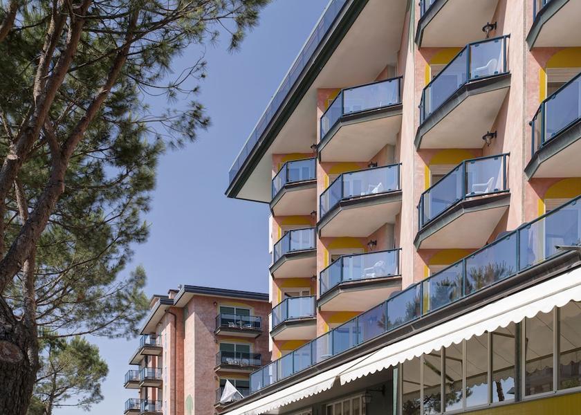 Veneto Jesolo Front of property