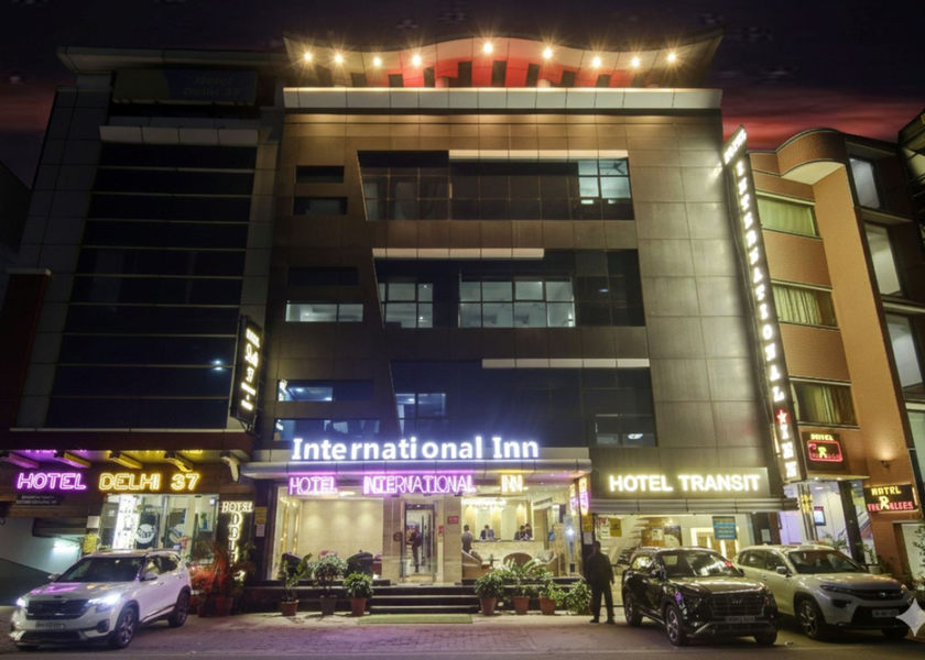Delhi Delhi Facade