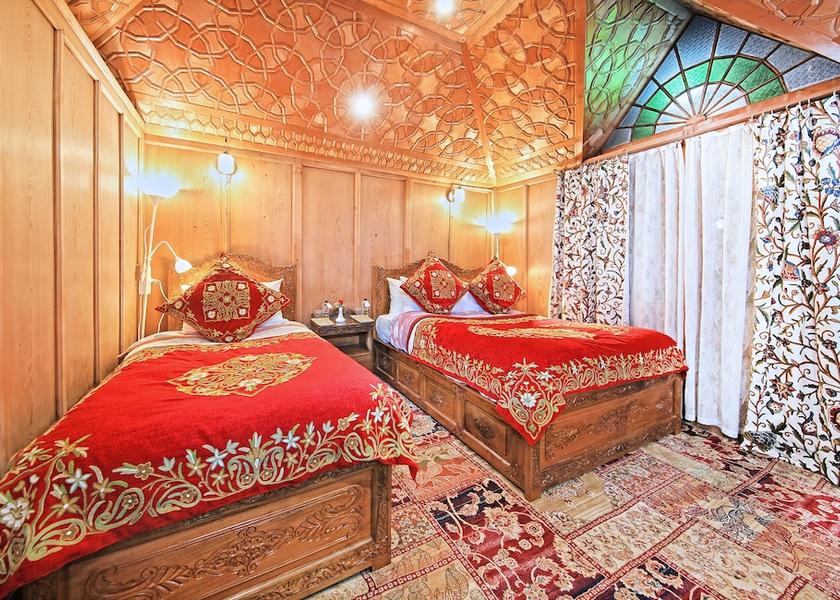 Jammu and Kashmir Srinagar Room