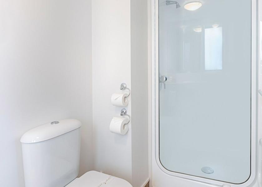 Southland Te Anau Bathroom