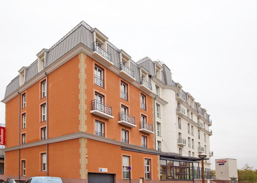 Île-de-France Neuilly-Plaisance Front of property