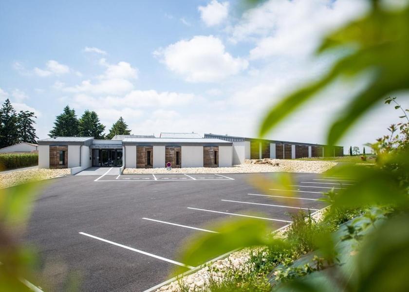 Pays de la Loire Chambretaud Parking