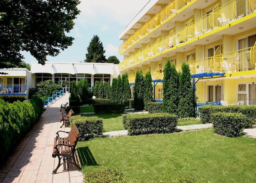  Albena Property Grounds