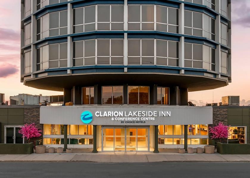 Ontario Kenora Exterior