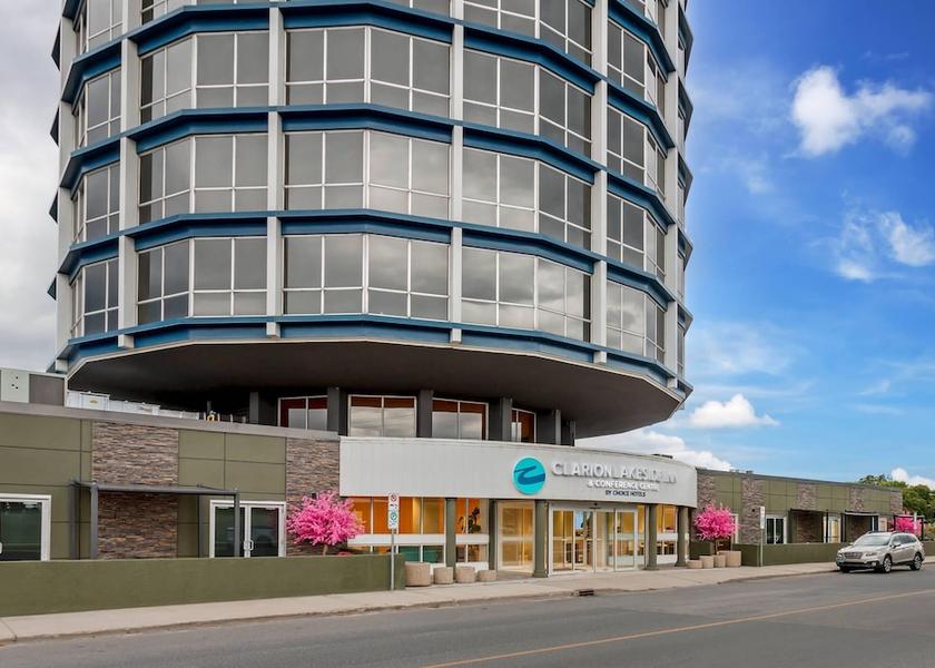 Ontario Kenora Exterior