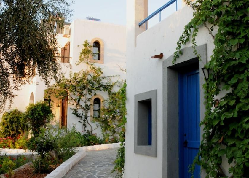 Crete Hersonissos Property grounds