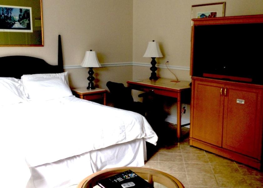 Quebec Gatineau Room