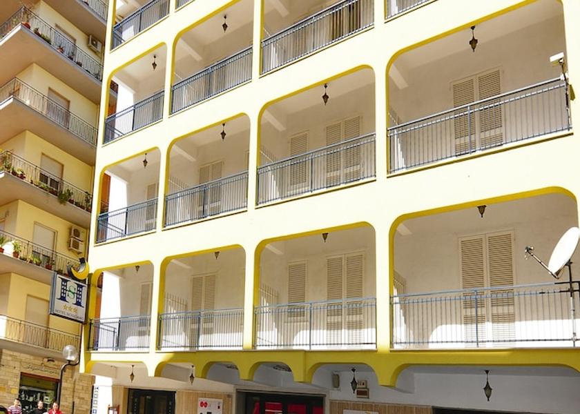 Calabria Corigliano Calabro Room