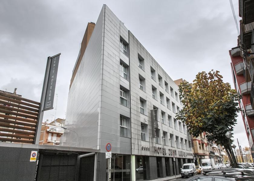 Catalonia Lleida Front of property