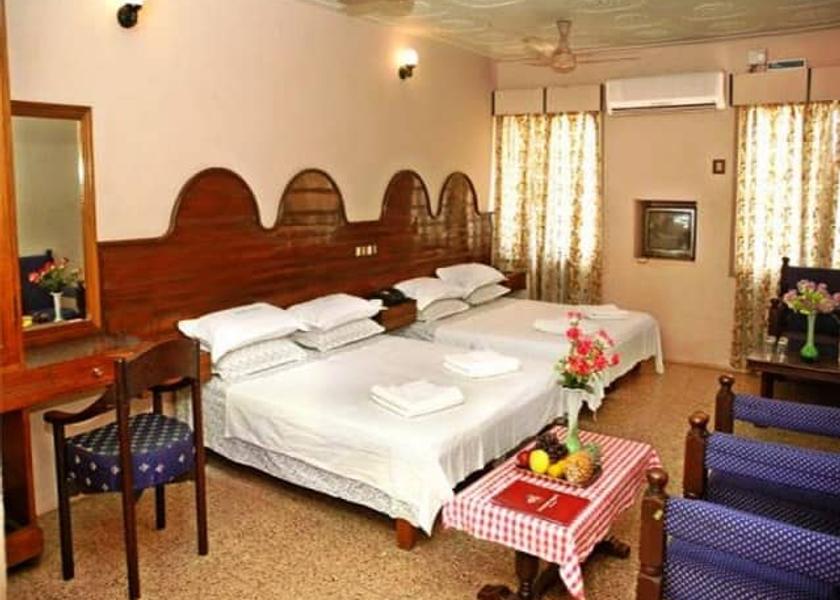 Himachal Pradesh Kullu superior room