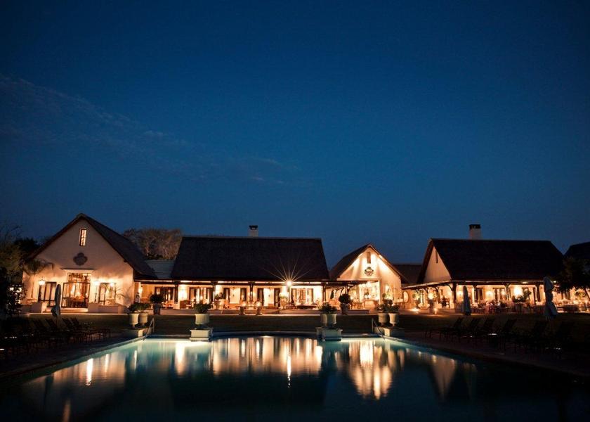  Livingstone exterior view