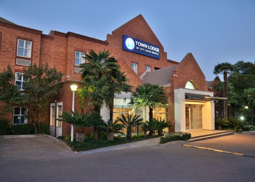 Gauteng Pretoria Front of property - evening/night
