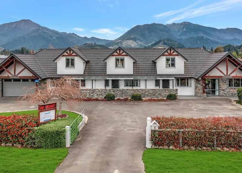 Canterbury Hanmer Springs Front of property