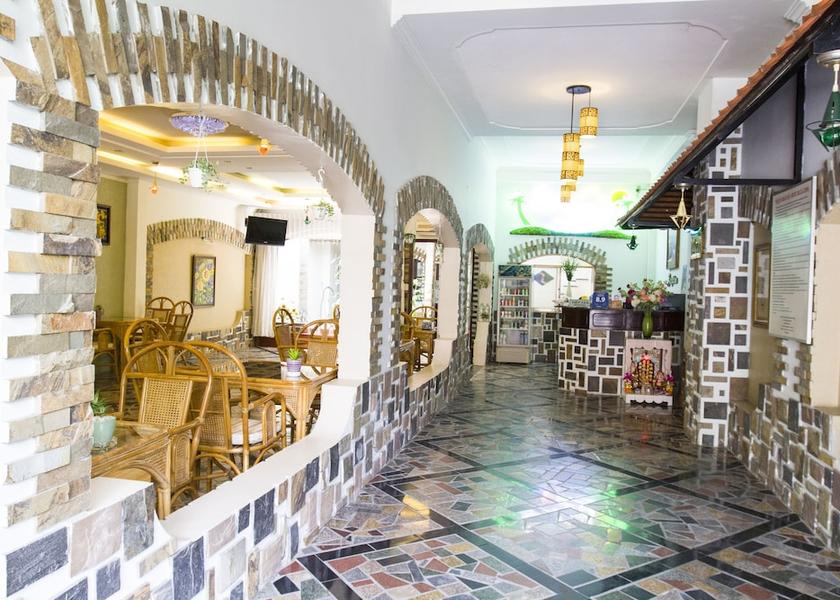 Kien Giang Can Tho Hallway