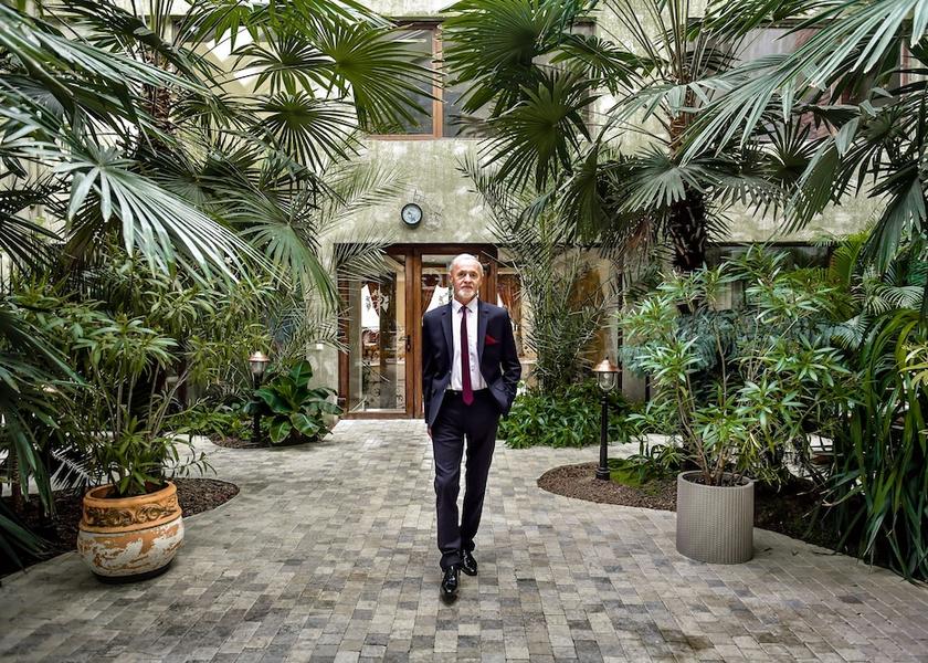  Cluj-Napoca Interior Entrance