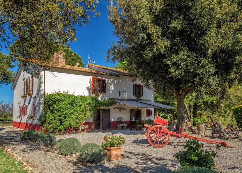 Tuscany Manciano Facade
