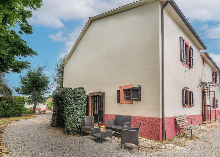 Tuscany Manciano Exterior Detail
