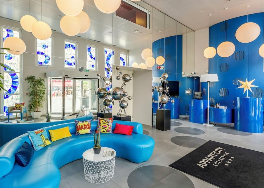 Ile-de-France Velizy-Villacoublay Reception