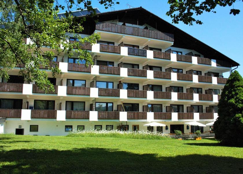Bavaria Seeg Exterior view