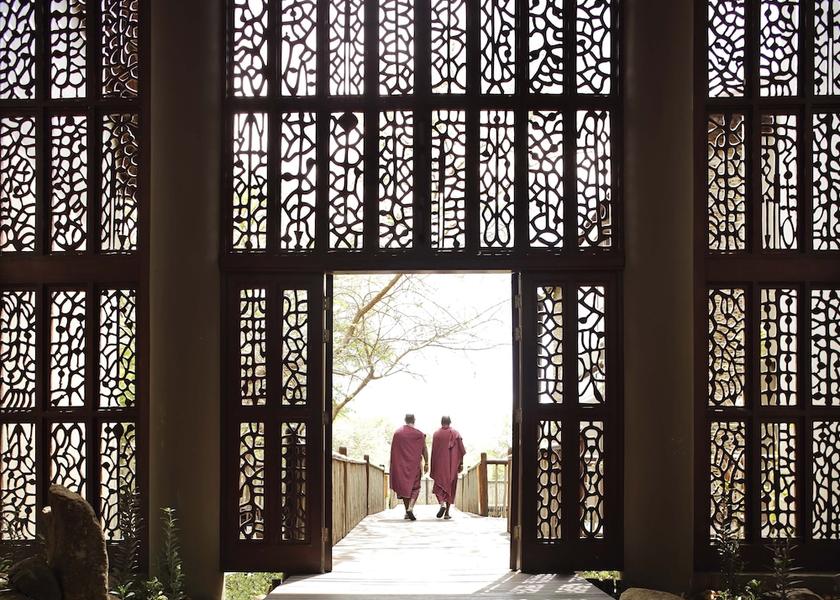 Serengeti National Park Interior Entrance
