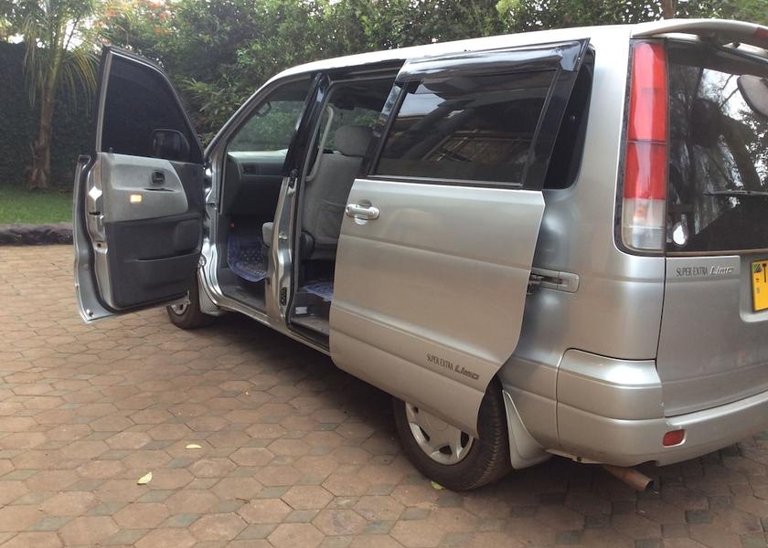  Arusha Exterior Detail