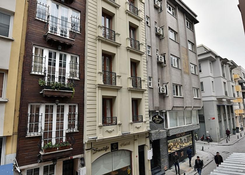 Istanbul Istanbul Exterior detail