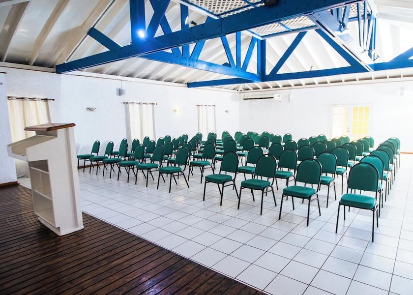  Port-au-Prince Business Centre