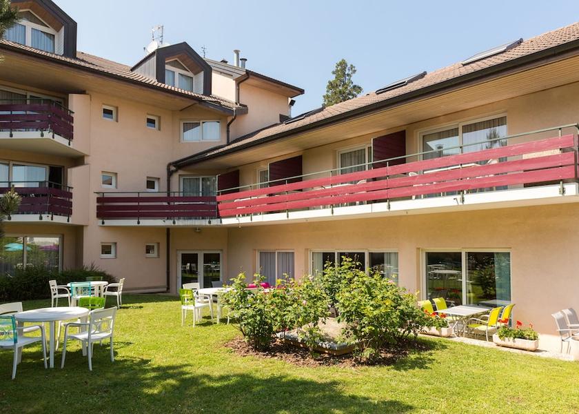 Auvergne-Rhone-Alpes Thonon-Les-Bains Garden