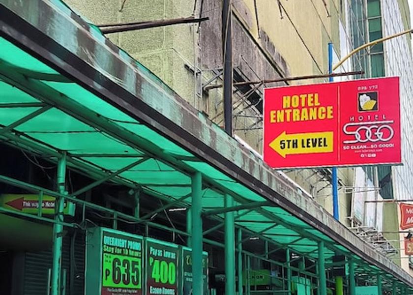  Mandaluyong Exterior