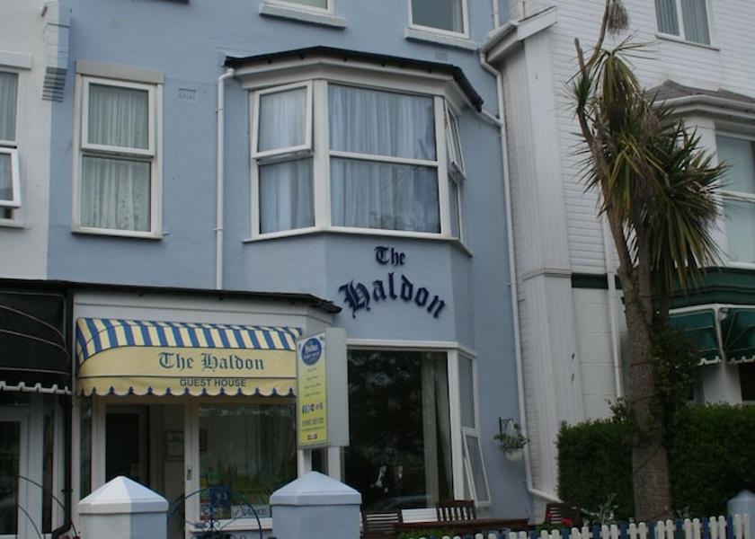 England Paignton Exterior Detail