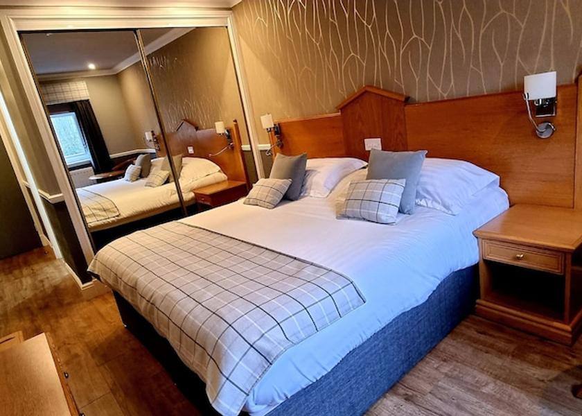 Scotland Paisley Room