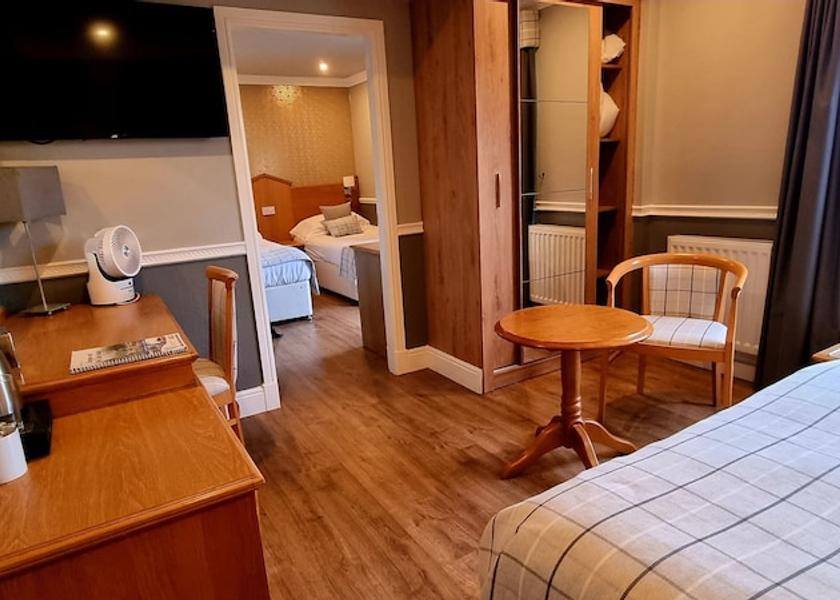 Scotland Paisley Room