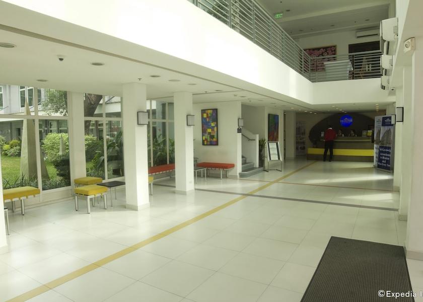  Quezon City Interior entrance