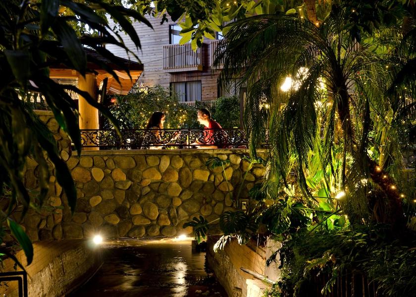 British Columbia Vernon Outdoor Dining