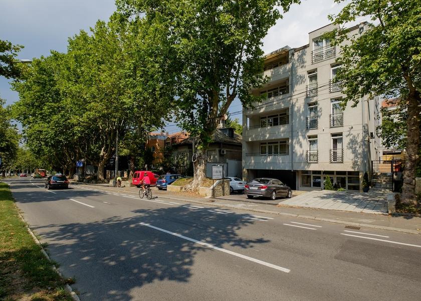  Belgrade Exterior Detail