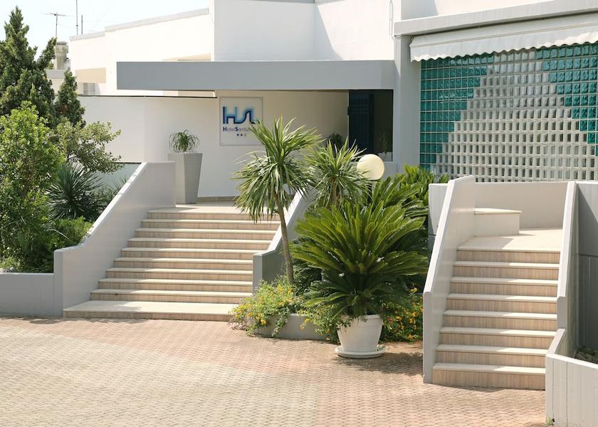 Puglia Santa Cesarea Terme Entrance