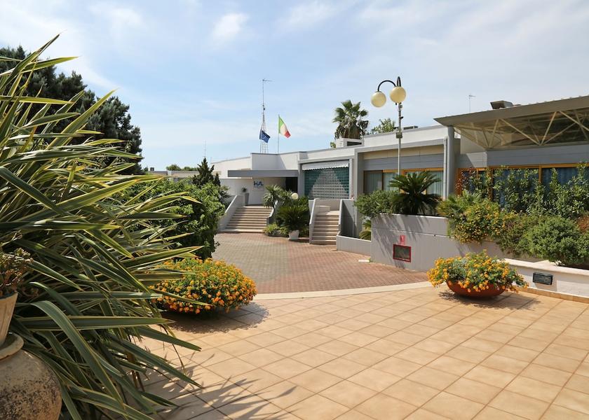 Puglia Santa Cesarea Terme Facade