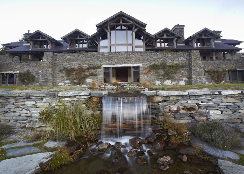 Otago Glenorchy Front of property