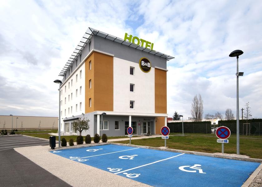 Auvergne-Rhone-Alpes Chassieu Facade