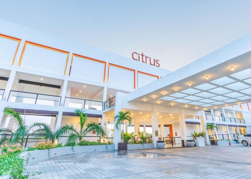 Kalutara District Wadduwa Exterior Detail