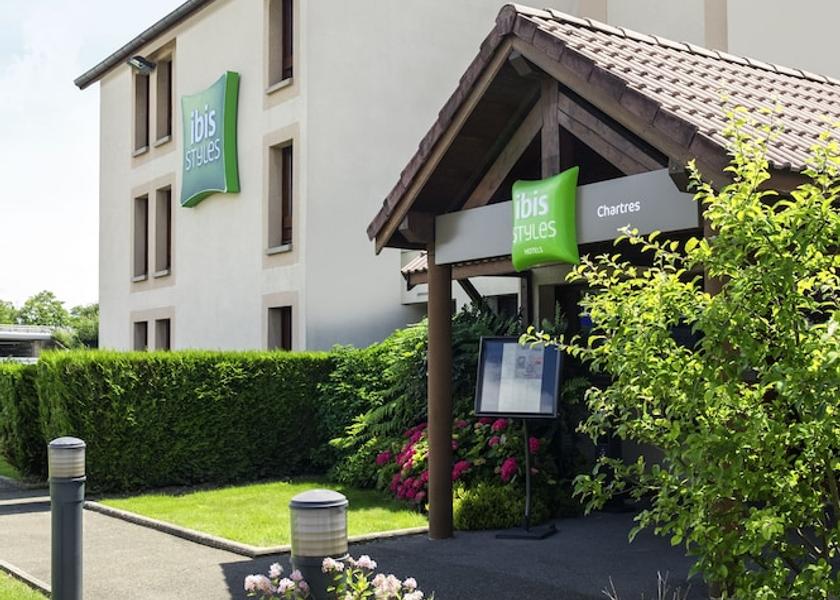 Centre - Loire Valley Le Coudray Entrance