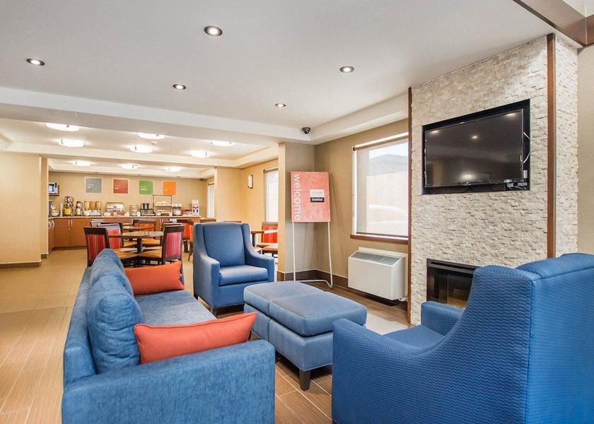 New Brunswick Bathurst Lobby