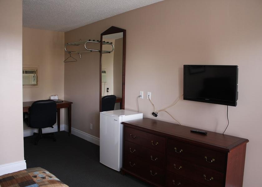 Quebec Longueuil Room amenity