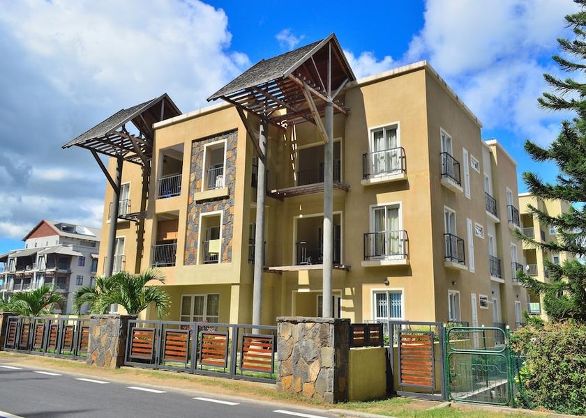 MU Mauritius Facade