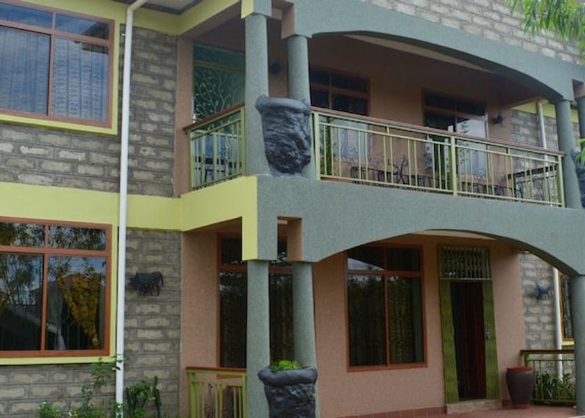  Arusha Facade