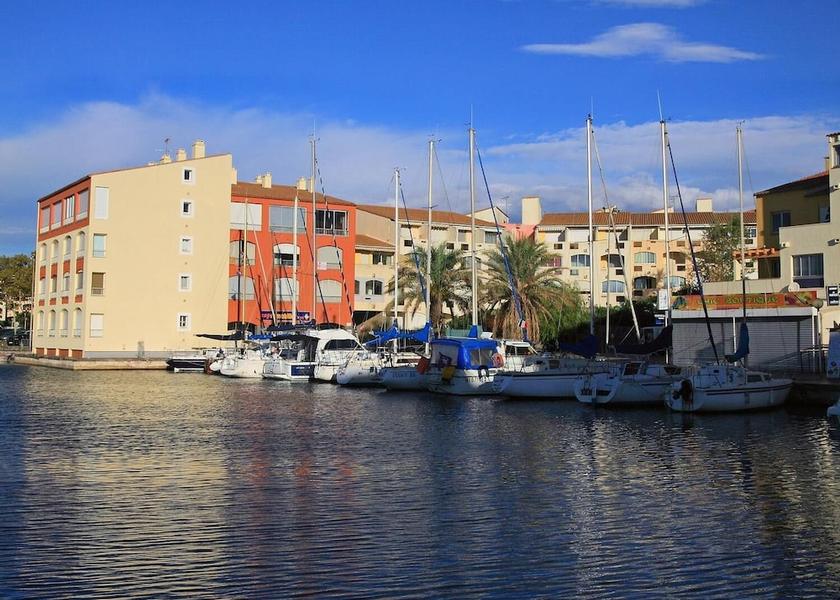 Occitanie Agde Exterior Detail