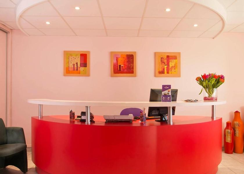 Centre - Loire Valley La Chaussee-Saint-Victor Lobby