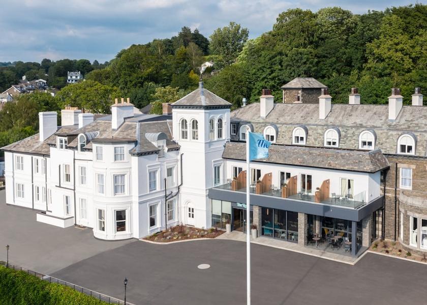 England Windermere Exterior Detail