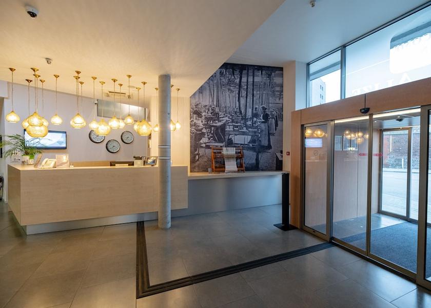 Walloon Region Mouscron Reception