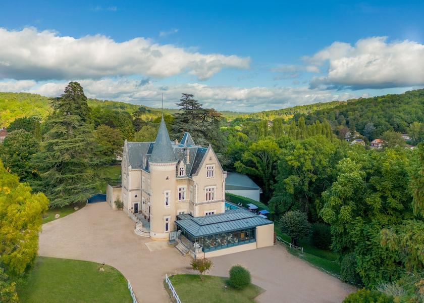 Nouvelle-Aquitaine Chancelade Facade
